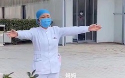 Những câu chuyện đẫm nước mắt từ các nữ anh hùng áo trắng trong tâm dịch Vũ Hán
