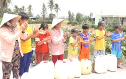 Đồng bằng sông Cửu Long giữa hạn mặn: Trong khốn khó tình người nảy nở