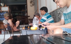 TP Hồ Chí Minh: Mạnh tay xử lý hành vi không đeo khẩu trang, tụ tập đông người