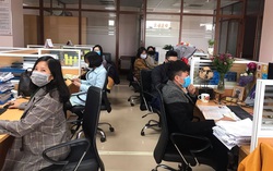 Chủ tịch Hà Nội: Thủ trưởng cơ quan chịu trách nhiệm nếu nhân viên nhiễm Covid-19
