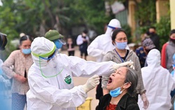 Hà Nội: Test nhanh phát hiện 4 ca dương tính Covid-19 liên quan đến chợ hoa Mê Linh