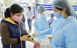 Bệnh viện K dựng khu dã chiến 30 giường, phục vụ khám cách ly bệnh nhân Covid-19