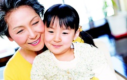 Bà nuông chiều, cháu nhiều tính xấu
