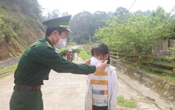 “Đợi hết dịch bố về chơi cùng con nhé!”