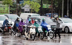 Nhịp sống Hà Nội dần trở lại sau hơn 20 ngày cách ly xã hội