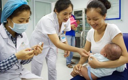 Bộ Y tế yêu cầu tạm dừng các dịch vụ tiêm chủng đến ngày 15/4