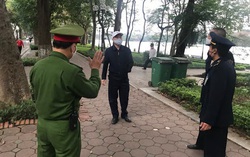 Hà Nội: Hai người câu cá, một người bán hoa bị xử phạt vì "ra đường không chính đáng"