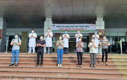 Thêm BN chạy thận nhân tạo cùng 7 bệnh nhân mắc Covid-19 được công bố chữa khỏi bệnh
