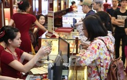 Thương hiệu vàng Rồng Thăng Long giảm 100.000 đồng/lượng