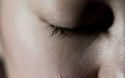 Từ chiến dịch 'Mẹ ơi! Đừng giết con': Đừng nhân danh cái THIỆN để tạo tiền đề cái ÁC