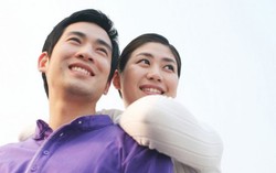 Hạnh phúc với ngôi nhà trắng giữa vườn hồng