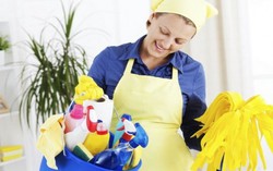 Bố yêu cô giúp việc