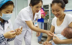 Điều gì khiến 25% trẻ dưới 1 tuổi ở TP.HCM chưa tiêm chủng?