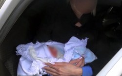 Mẹ bán con giá nghìn đô giữa thủ đô Moscow