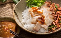 Giản dị mà khó quên như bún mắm nêm mít non