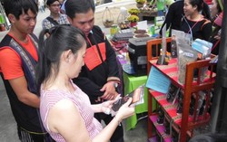 Thịt trâu gác bếp, chẩm chéo Tây Bắc có mặt ở phiên chợ Tết Sài Gòn