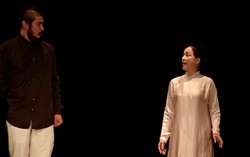 NSND Lê Khanh “cưa sừng làm nghé”, lên sân khấu cùng diễn viên trẻ