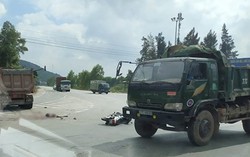 Chăm vợ ốm ở viện về, người đàn ông bị xe tải cán tử vong