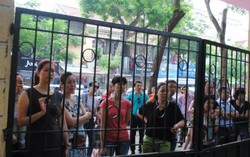 Sĩ tử thi lớp 10, cả nhà căng thẳng