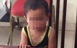 Mẹ bỏ rơi con 2 tuổi ở quán phở cùng tâm thư