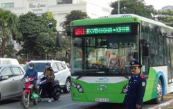 Phụ nữ từ bỏ xe buýt nhanh vì bất tiện