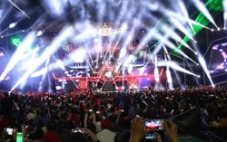 Sky Connection: Bữa tiệc âm nhạc đình đám nhất khu vực 