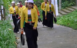 Bỏ phố lên Mường dựng nhà Lang