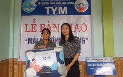 Trao 'Mái ấm tình thương' cho hội viên phụ nữ nghèo