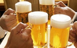 Ép rượu có thể bị phạt đến 1 triệu đồng