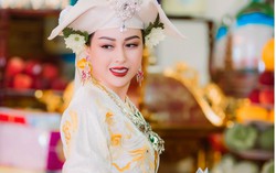 Mẹ đơn thân 9x cuốn hút trong nghi lễ của tín ngưỡng thờ Mẫu