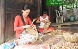 Phụ nữ Khmer chung sức xây dựng nông thôn mới