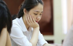 Con cận kề thi THPT Quốc gia, mẹ như 'ngồi trên lửa'