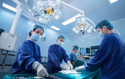 Bệnh viện Đại học Y dược TP.HCM hợp tác với Bệnh viện Vinmec Nha Trang