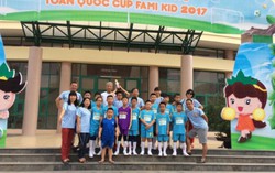 Trái bóng vẫn lăn sau tiếng còi chung cuộc