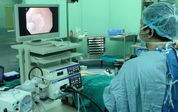 Người phụ nữ sụt cân, suy nhược cơ thể vì nuốt nghẹn, nôn ói suốt 1 năm