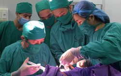 Cứu bé 3 tuổi lún sọ não co giật toàn thân