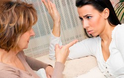 Không chịu nổi sự sắp đặt của mẹ chồng
