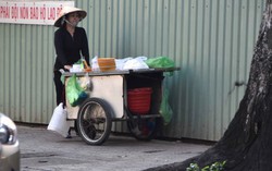 Sài Gòn 'giải cứu vỉa hè': Người bán 'ẩn nấp', khách vô tư ăn