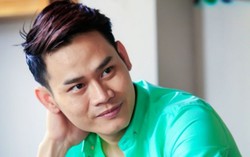 MC Hồng Phúc đeo mặt nạ 150 triệu đồng diễn kịch