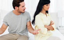 Bạo hành 'ngầm' của người chồng tiến sĩ
