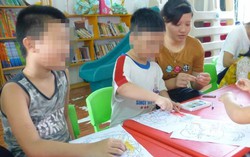 Tài liệu can thiệp, giáo dục trẻ tự kỷ 'trăm hoa đua nở'