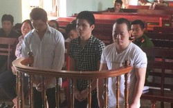 3 người đàn ông vào tù sau khi bé gái 13 tuổi sinh con
