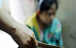 Hà Nội: 2 phụ nữ và 1 trẻ em bị gã đàn ông xông vào nhà chém nguy kịch