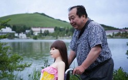 'Một chuyện tình lãng mạn' với búp bê tình dục 