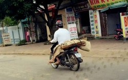 Sự thật đau lòng sau bức ảnh nhiều người rơi lệ