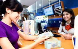 Các ngân hàng phải tiếp nhận khiếu nại của khách liên quan đến thẻ