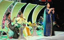 'Bà bầu' Hồng Vân tất bật với 2 dự án hài