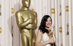 Diễn viên Oscar Marion Cotillard đóng phim thứ 2 của Lý Nhã Kỳ