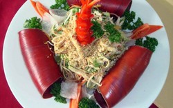 Làm nộm hoa chuối tươi ngon
