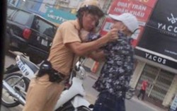 Cảnh sát giao thông bị thanh niên xăm trổ hành hung